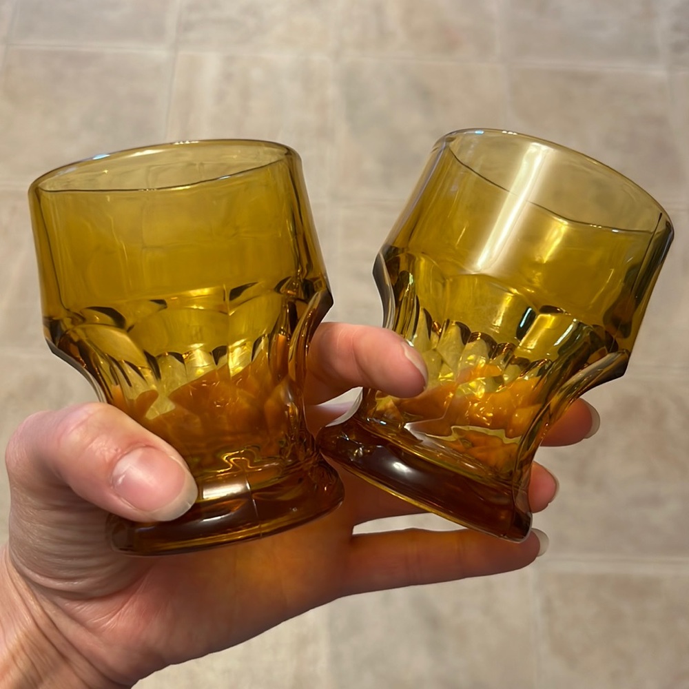 Set of 2 Amber Honeycomb Glasses